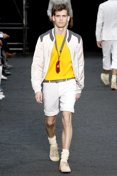 Look 6
